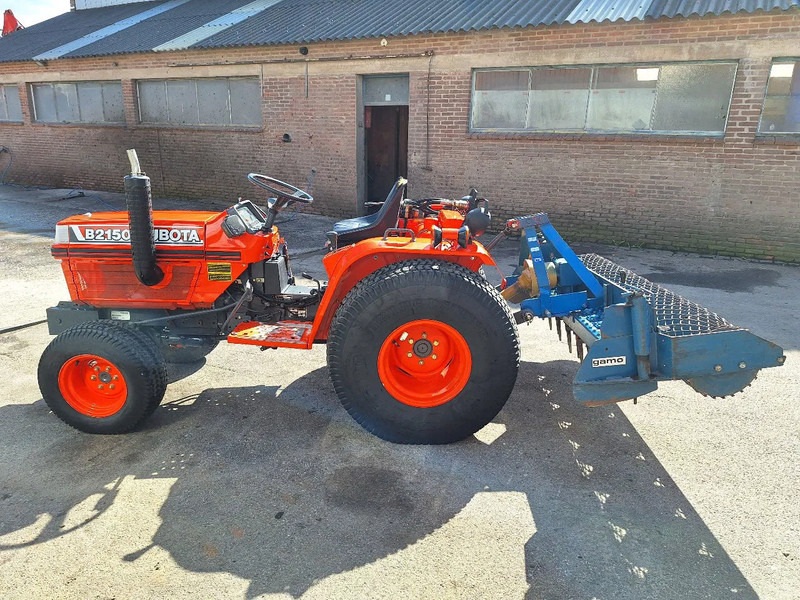 Kubota B2150 - טרקטור גרירה: תמונה 2 Kubota B2150 - טרקטור גרירה: תמונה 2