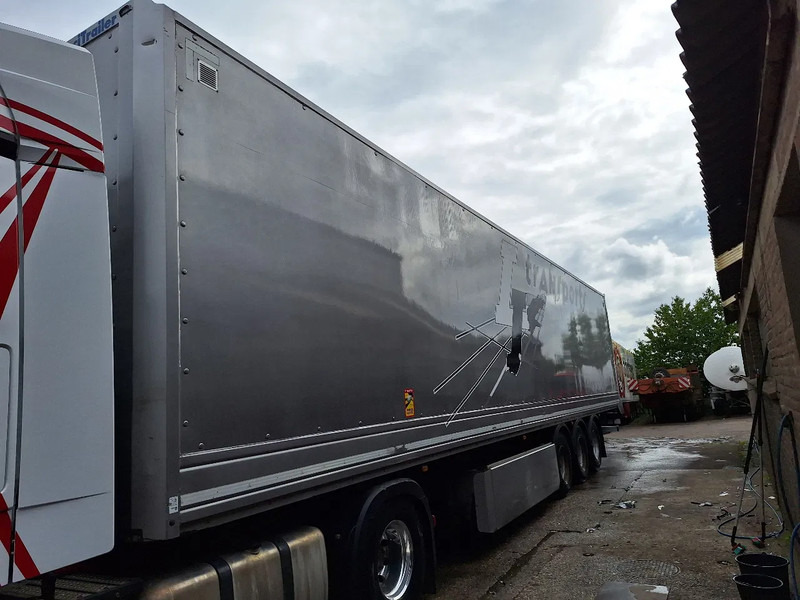 Lecitrailer 3E20 - סמיטריילר בתיבה סגורה: תמונה 1 Lecitrailer 3E20 - סמיטריילר בתיבה סגורה: תמונה 1