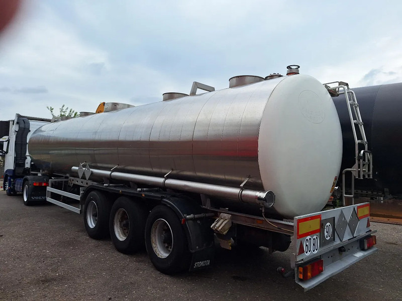 Magyar SR34EB - סמיטריילר מכל: תמונה 2 Magyar SR34EB - סמיטריילר מכל: תמונה 2