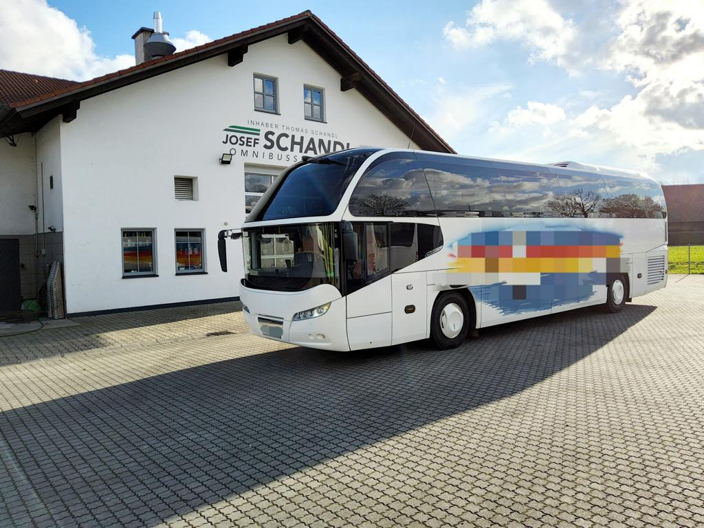 Neoplan Cityliner P14 6 gang manuell / WC / TÜV - אוטובוס בין עירוני: תמונה 1 Neoplan Cityliner P14 6 gang manuell / WC / TÜV - אוטובוס בין עירוני: תמונה 1