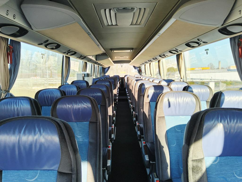 Setra S 415 HDH 6 Gang / 50 Sitze / ORIGINAL KM!! - אוטובוס בין עירוני: תמונה 5 Setra S 415 HDH 6 Gang / 50 Sitze / ORIGINAL KM!! - אוטובוס בין עירוני: תמונה 5