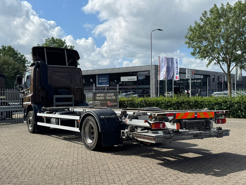 DAF CF65 220 - מוביל מכולות/ משאית החלפת גוף: תמונה 3 DAF CF65 220 - מוביל מכולות/ משאית החלפת גוף: תמונה 3