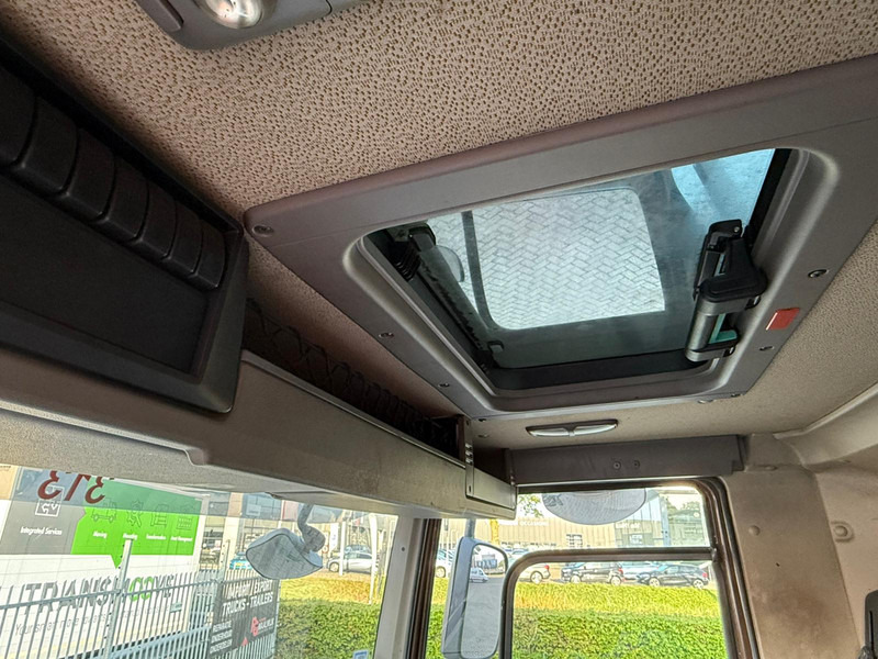 DAF CF65 220 - משאית עם שלדת תא: תמונה 5 DAF CF65 220 - משאית עם שלדת תא: תמונה 5