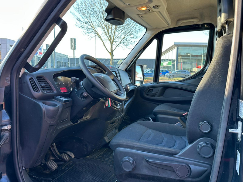 Iveco 50C18 - כלי רכב מסחרי עם לוח: תמונה 5 Iveco 50C18 - כלי רכב מסחרי עם לוח: תמונה 5