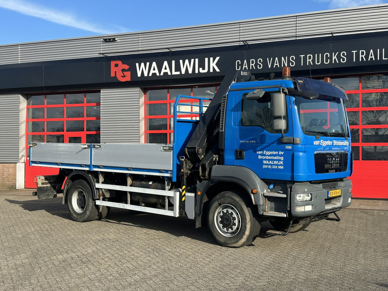 MAN TGM 18-290 4x4 Kraan met Open laadbak HMF Kraan 13 T - משאית מנוף: תמונה 3 MAN TGM 18-290 4x4 Kraan met Open laadbak HMF Kraan 13 T - משאית מנוף: תמונה 3