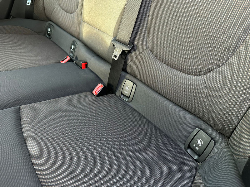 מכונית MINI Clubman One  APK 24-03-2027 Apple Carplay: תמונה 17