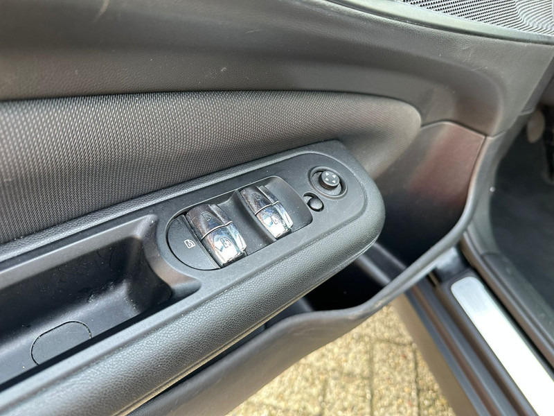 מכונית MINI Clubman One  APK 24-03-2027 Apple Carplay: תמונה 20