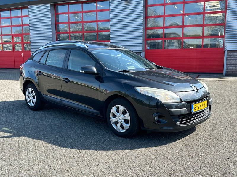Renault Mégane Estate Van - כלי רכב מסחרי קטן: תמונה 1 Renault Mégane Estate Van - כלי רכב מסחרי קטן: תמונה 1