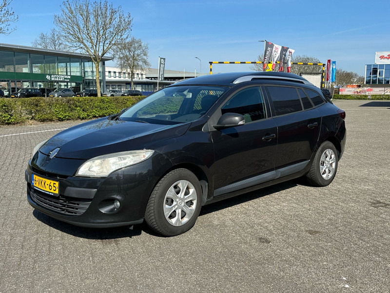 Renault Mégane Estate Van - כלי רכב מסחרי קטן: תמונה 2 Renault Mégane Estate Van - כלי רכב מסחרי קטן: תמונה 2