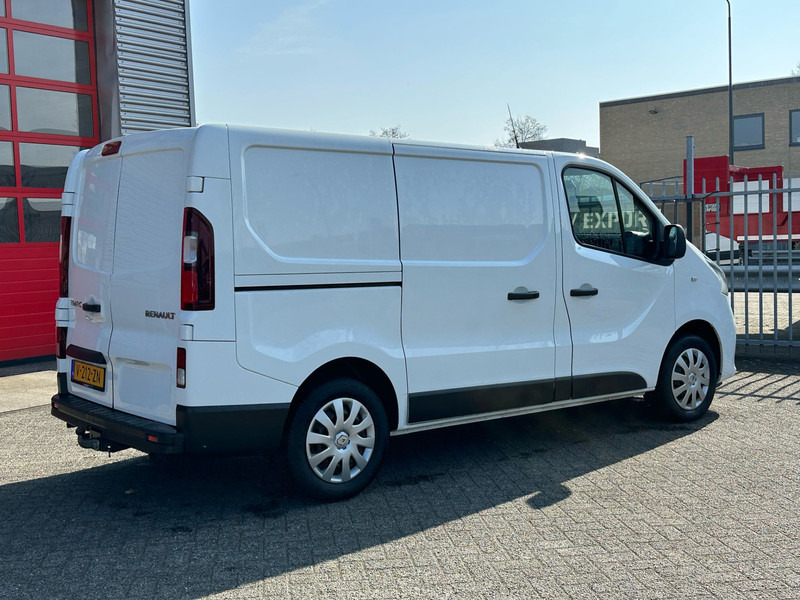 Renault Trafic 1.6 dCi T27 - כלי רכב מסחרי קטן: תמונה 3 Renault Trafic 1.6 dCi T27 - כלי רכב מסחרי קטן: תמונה 3