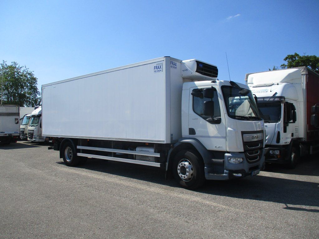 DAF LF 18.260 DAF LF 18.260 Xarios 600 - משאית קירור: תמונה 2 DAF LF 18.260 DAF LF 18.260 Xarios 600 - משאית קירור: תמונה 2