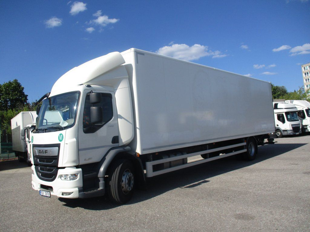 DAF LF 18.290 - משאית תיבה: תמונה 1 DAF LF 18.290 - משאית תיבה: תמונה 1