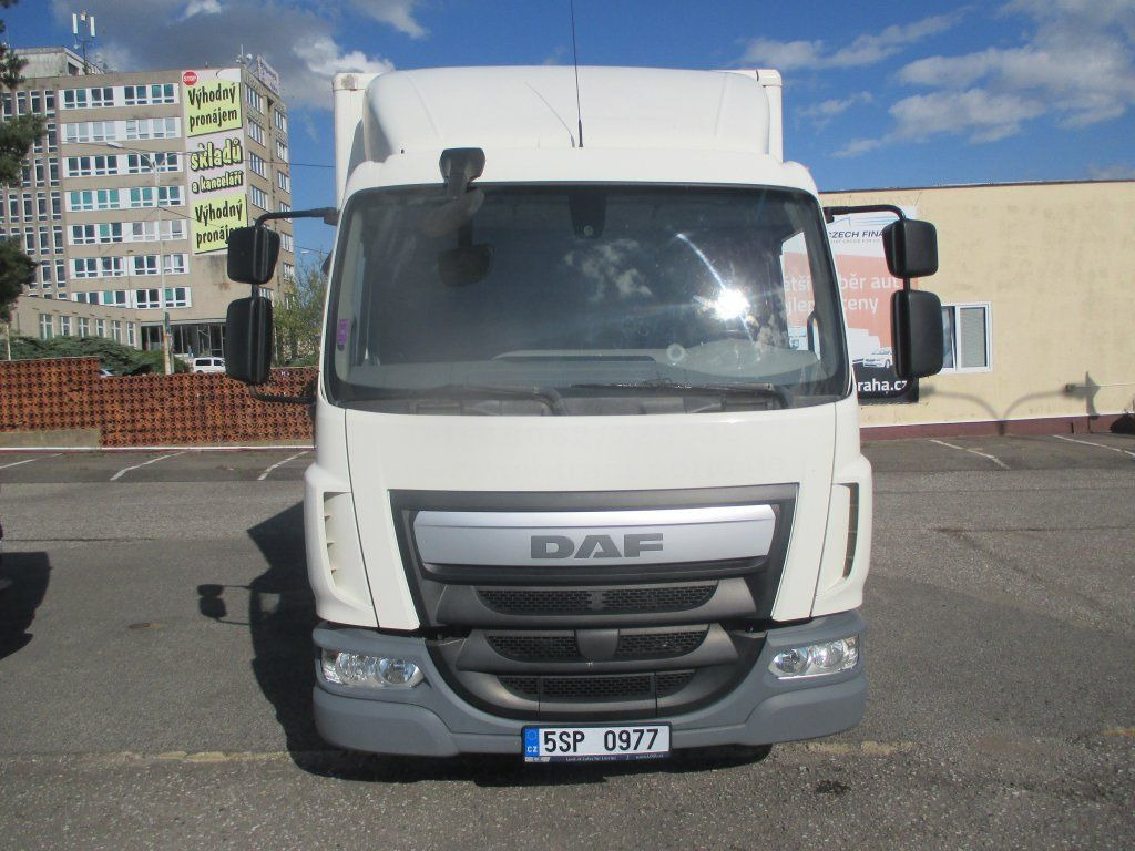 DAF LF 180 mit LBW - כלי רכב מסחרי עם תיבה: תמונה 2 DAF LF 180 mit LBW - כלי רכב מסחרי עם תיבה: תמונה 2
