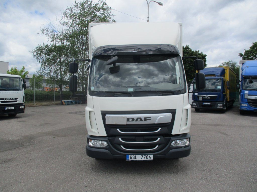 DAF LF 230 Dhollandia 2T - משאית תיבה: תמונה 2 DAF LF 230 Dhollandia 2T - משאית תיבה: תמונה 2