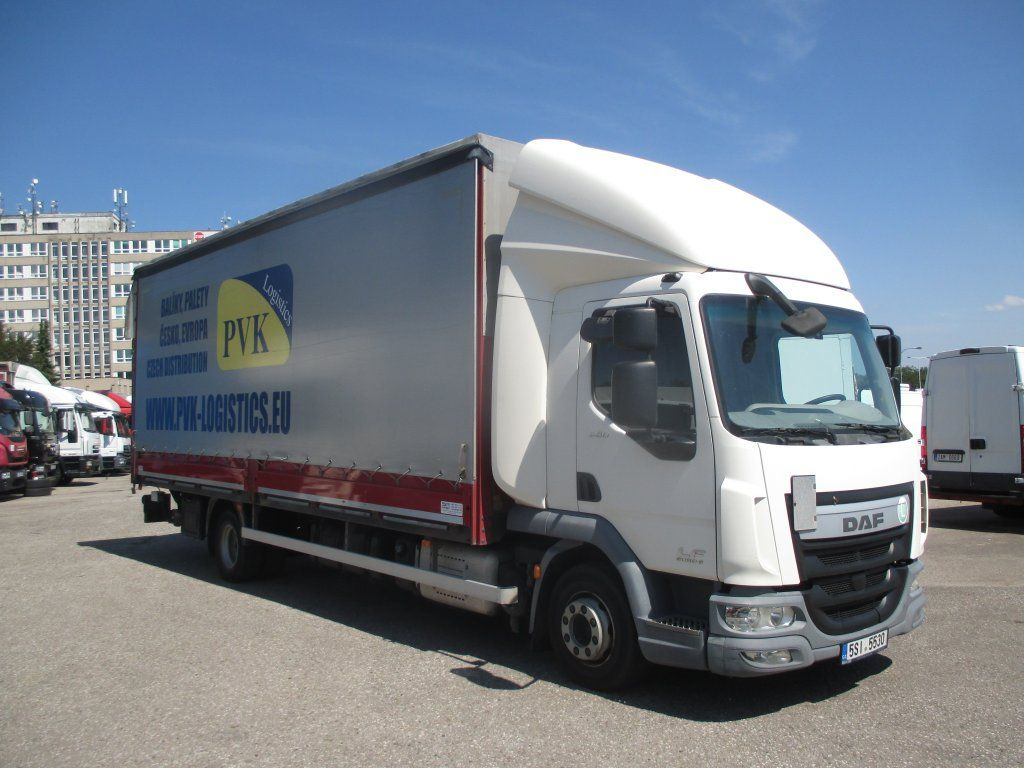 DAF LF 260 - משאית צד נופל/ שטוחה: תמונה 3 DAF LF 260 - משאית צד נופל/ שטוחה: תמונה 3