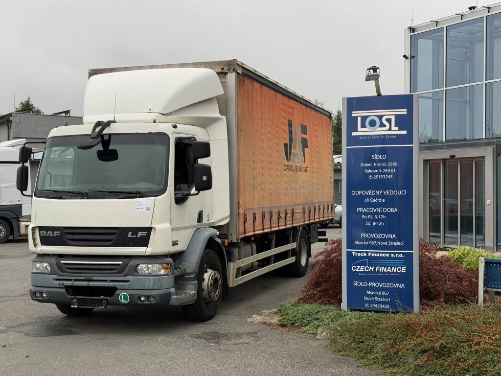 DAF LF55.250 EURO 4 - משאית וילונות צד: תמונה 1 DAF LF55.250 EURO 4 - משאית וילונות צד: תמונה 1