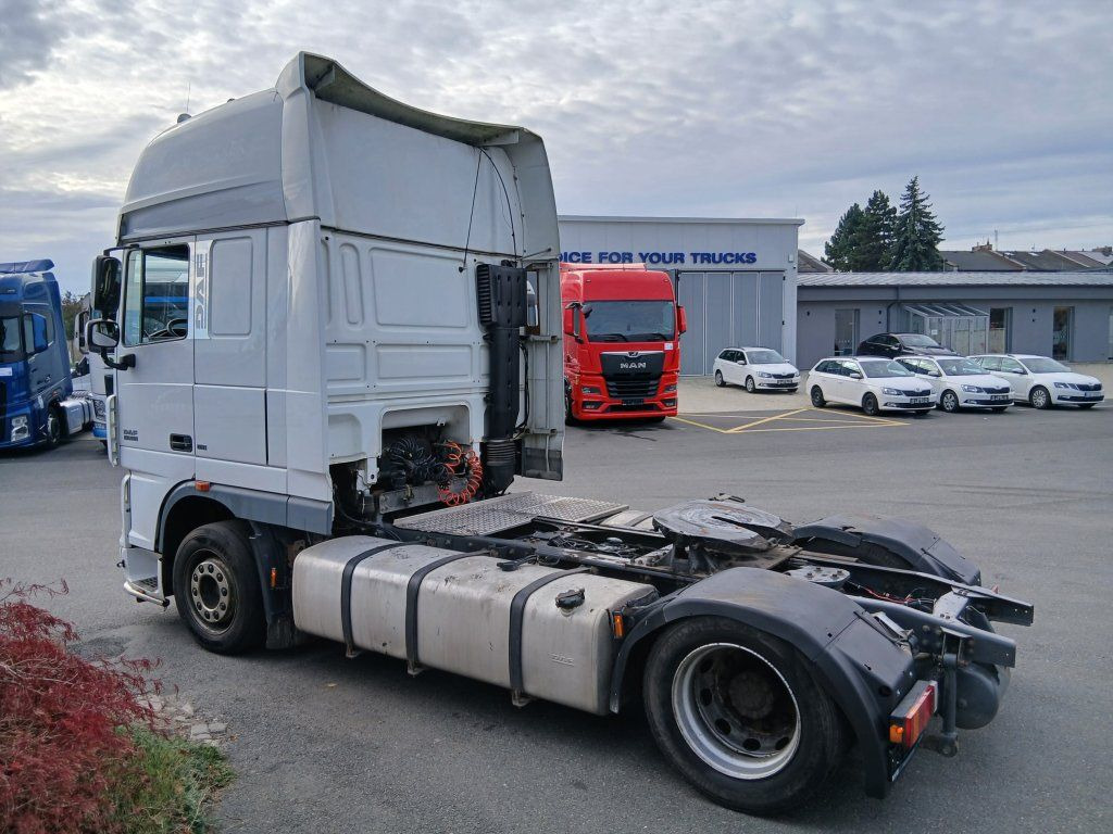 יחידת טרקטור DAF XF105.460 Superspacecab SSC: תמונה 6