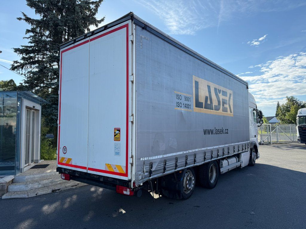 DAF XF440 EURO 6 6x2 - משאית וילונות צד: תמונה 4 DAF XF440 EURO 6 6x2 - משאית וילונות צד: תמונה 4