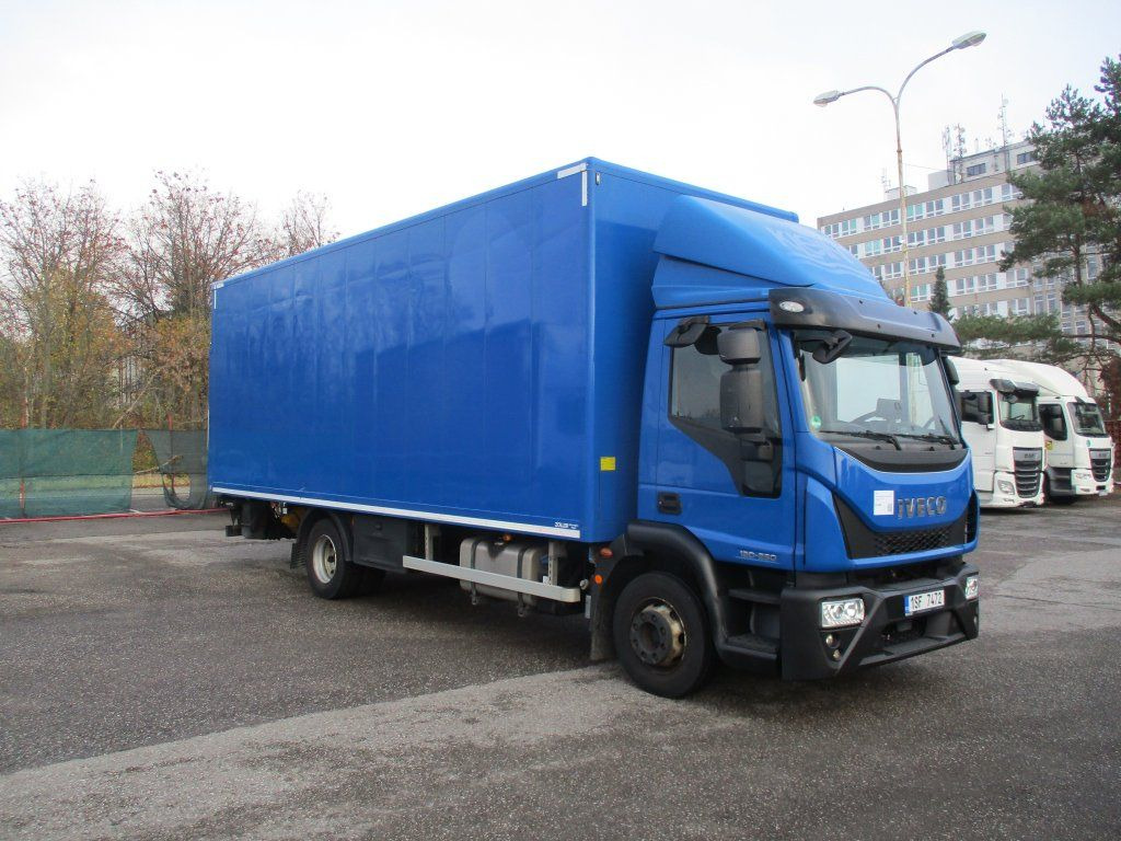 Iveco 120E25 mit LBW Iveco 120E25 mit LBW - משאית תיבה: תמונה 2 Iveco 120E25 mit LBW Iveco 120E25 mit LBW - משאית תיבה: תמונה 2