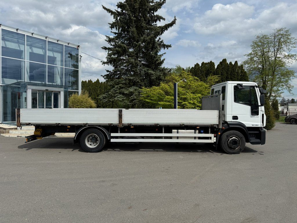 Iveco 150E25 EURO 6 - משאית צד נופל/ שטוחה: תמונה 3 Iveco 150E25 EURO 6 - משאית צד נופל/ שטוחה: תמונה 3