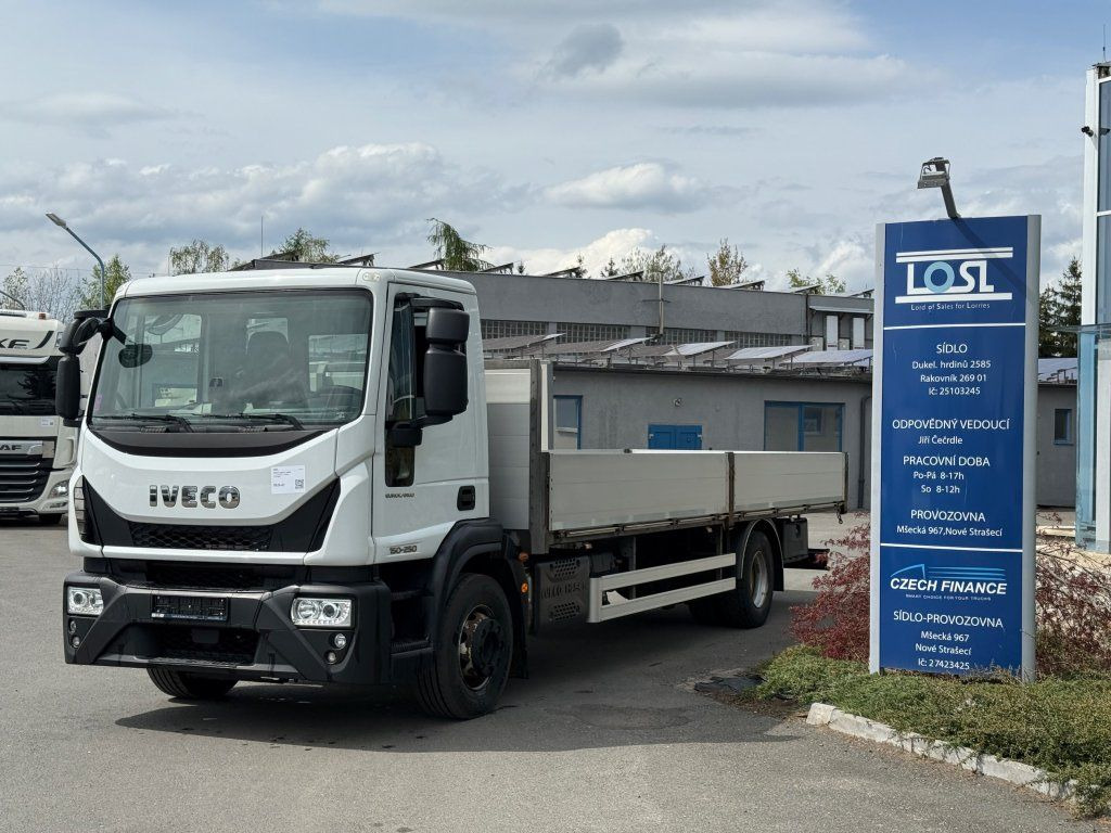 Iveco 150E25 EURO 6 - משאית צד נופל/ שטוחה: תמונה 1 Iveco 150E25 EURO 6 - משאית צד נופל/ שטוחה: תמונה 1