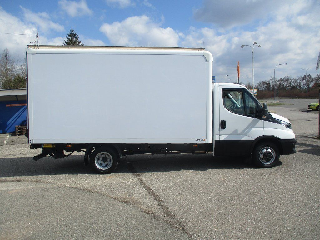 Iveco 35C16 Daily,2.3L Palfinger - כלי רכב מסחרי עם תיבה: תמונה 4 Iveco 35C16 Daily,2.3L Palfinger - כלי רכב מסחרי עם תיבה: תמונה 4