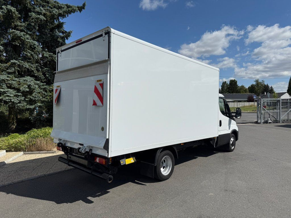 Iveco 35C16 Daily - כלי רכב מסחרי עם תיבה: תמונה 2 Iveco 35C16 Daily - כלי רכב מסחרי עם תיבה: תמונה 2