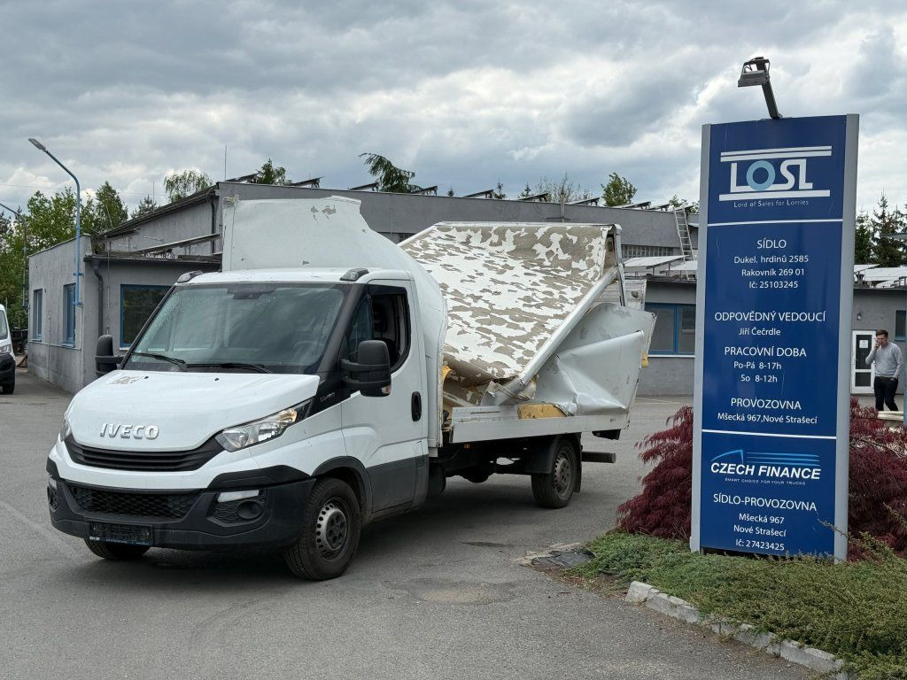 Iveco 35S16 Daily UNFAL - כלי רכב מסחרי עם תיבה: תמונה 1 Iveco 35S16 Daily UNFAL - כלי רכב מסחרי עם תיבה: תמונה 1
