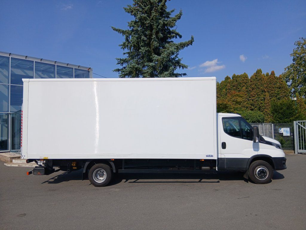Iveco 72-210 (70C210) - כלי רכב מסחרי עם תיבה: תמונה 4 Iveco 72-210 (70C210) - כלי רכב מסחרי עם תיבה: תמונה 4