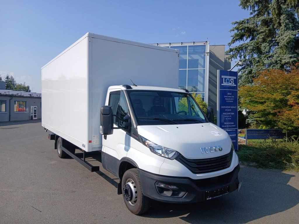 Iveco 72-210 (70C210) - כלי רכב מסחרי עם תיבה: תמונה 3 Iveco 72-210 (70C210) - כלי רכב מסחרי עם תיבה: תמונה 3