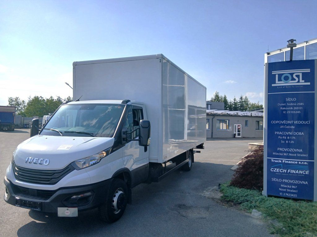 Iveco 72-210 (70C210) - כלי רכב מסחרי עם תיבה: תמונה 1 Iveco 72-210 (70C210) - כלי רכב מסחרי עם תיבה: תמונה 1