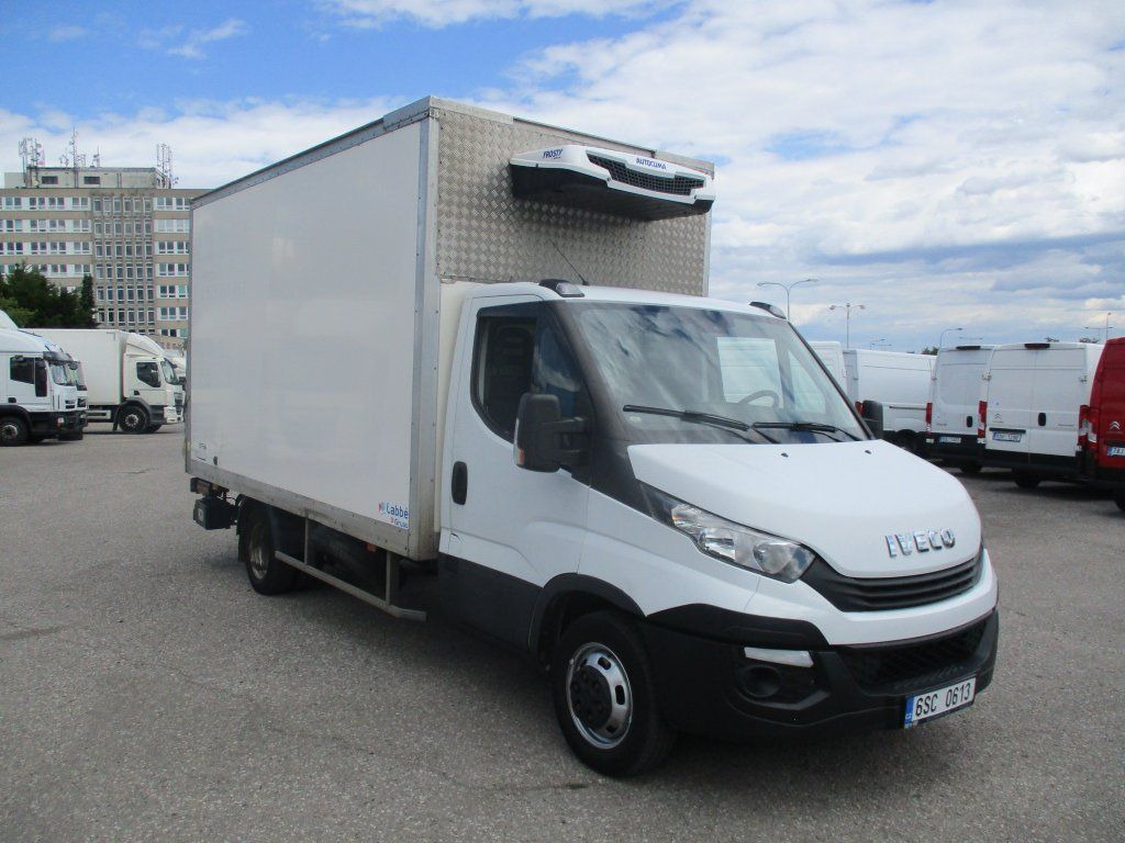 Iveco Daily 35C16 Dhollandia - כלי רכב מסחרי לקירור: תמונה 3 Iveco Daily 35C16 Dhollandia - כלי רכב מסחרי לקירור: תמונה 3
