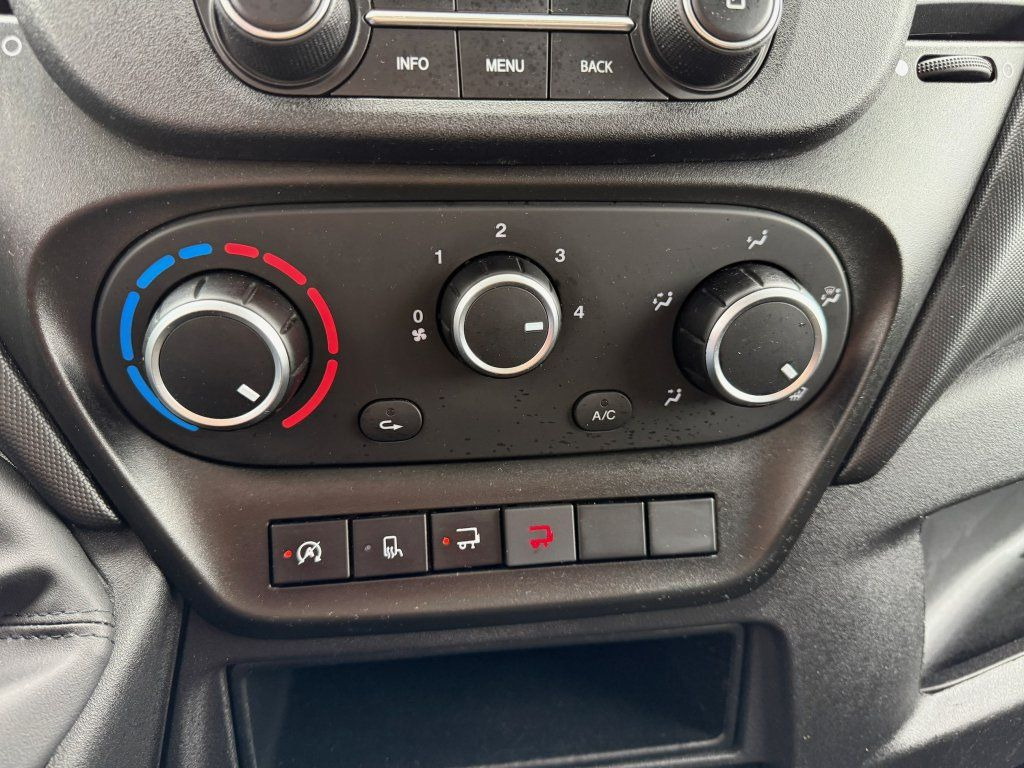 כלי רכב מסחרי עם תיבה Iveco Daily 35C16: תמונה 9 כלי רכב מסחרי עם תיבה Iveco Daily 35C16: תמונה 9