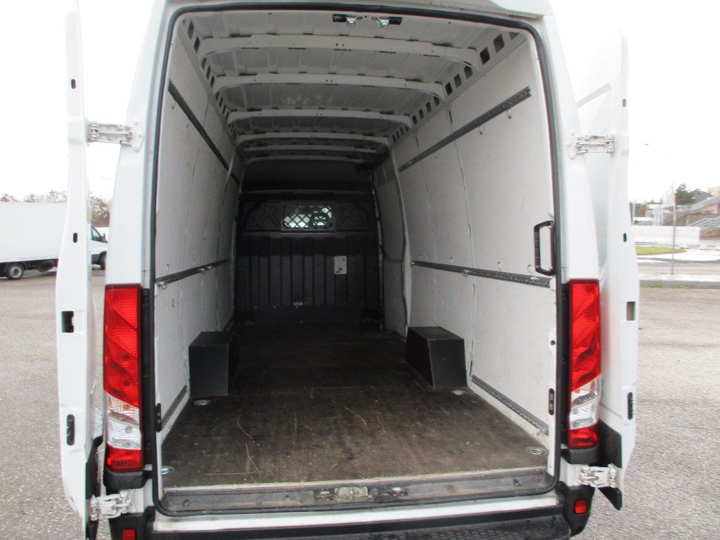 Iveco Daily 35S16 Hi Matic - כלי רכב מסחרי עם לוח: תמונה 5 Iveco Daily 35S16 Hi Matic - כלי רכב מסחרי עם לוח: תמונה 5