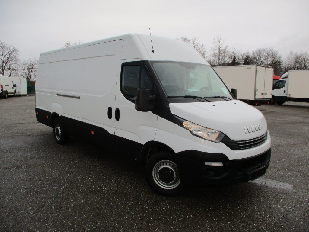 Iveco Daily 35S16 Hi Matic - כלי רכב מסחרי עם לוח: תמונה 2 Iveco Daily 35S16 Hi Matic - כלי רכב מסחרי עם לוח: תמונה 2
