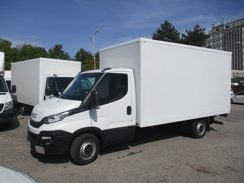 Iveco Daily 35S16 mit LBW - כלי רכב מסחרי עם תיבה: תמונה 1 Iveco Daily 35S16 mit LBW - כלי רכב מסחרי עם תיבה: תמונה 1