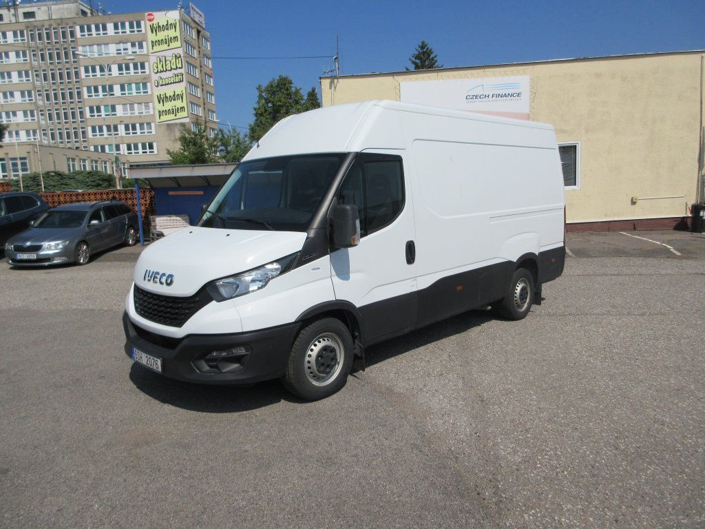 Iveco Daily 35S16 - כלי רכב מסחרי עם לוח: תמונה 2 Iveco Daily 35S16 - כלי רכב מסחרי עם לוח: תמונה 2