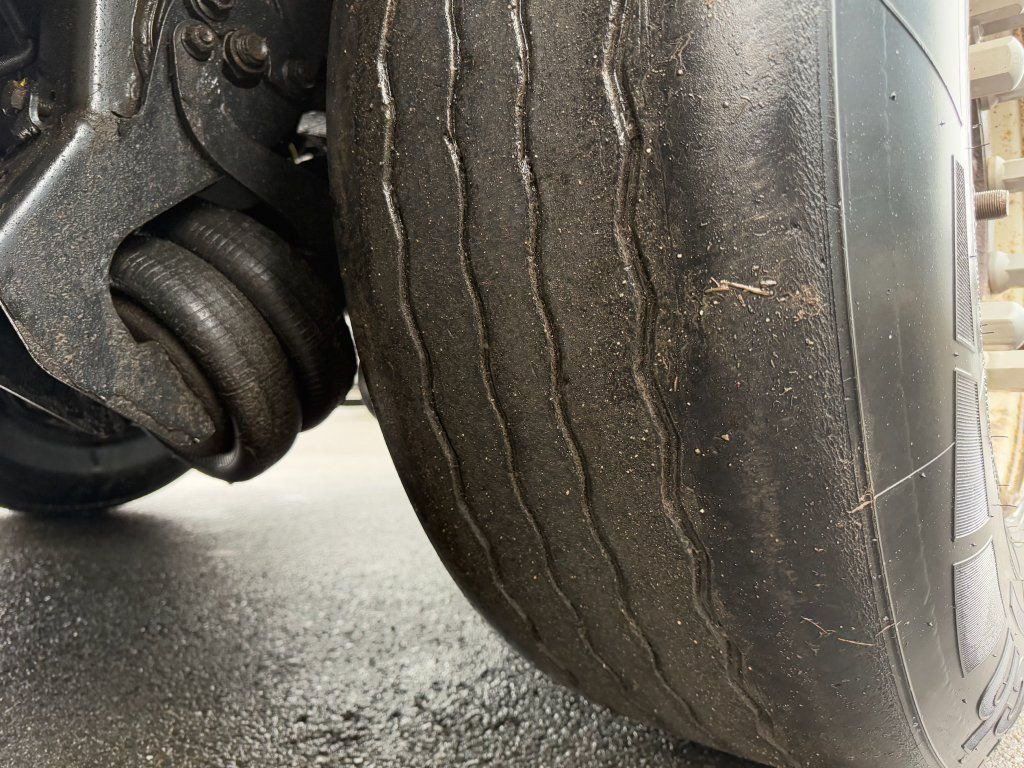 סמיטריילר עם וילונות צד Krone SD Bordwande: תמונה 8