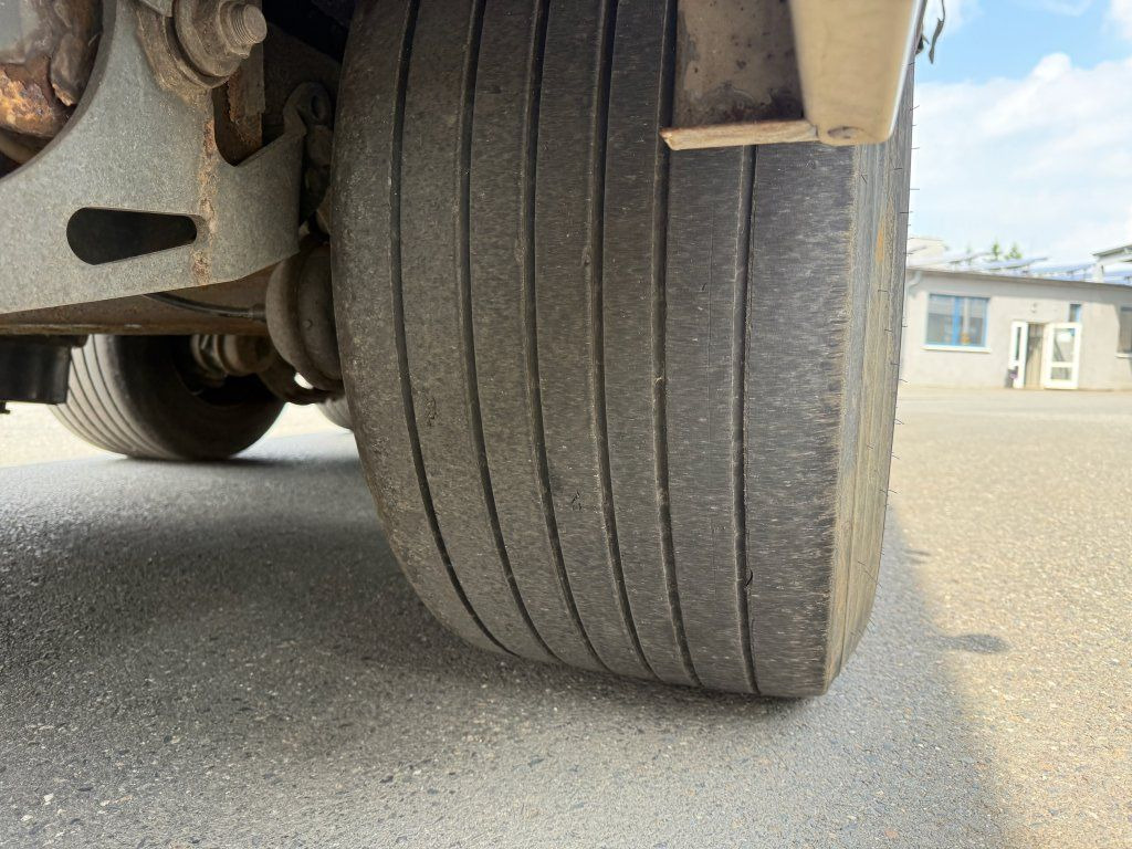 Krone SD MEGA/lowdeck - סמיטריילר עם וילונות צד: תמונה 5 Krone SD MEGA/lowdeck - סמיטריילר עם וילונות צד: תמונה 5