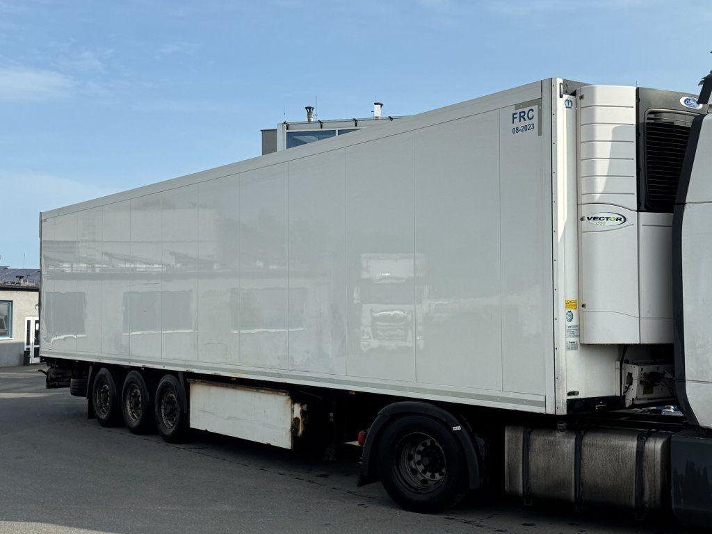 Lamberet Carrier Vectro 1550 DoppelStock - סמיטריילר בתיבה סגורה: תמונה 1 Lamberet Carrier Vectro 1550 DoppelStock - סמיטריילר בתיבה סגורה: תמונה 1