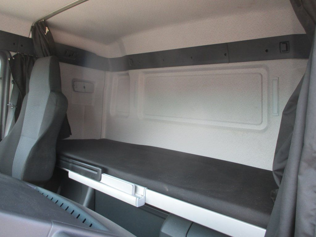 MAN TGL 12.220 - משאית תיבה: תמונה 5 MAN TGL 12.220 - משאית תיבה: תמונה 5