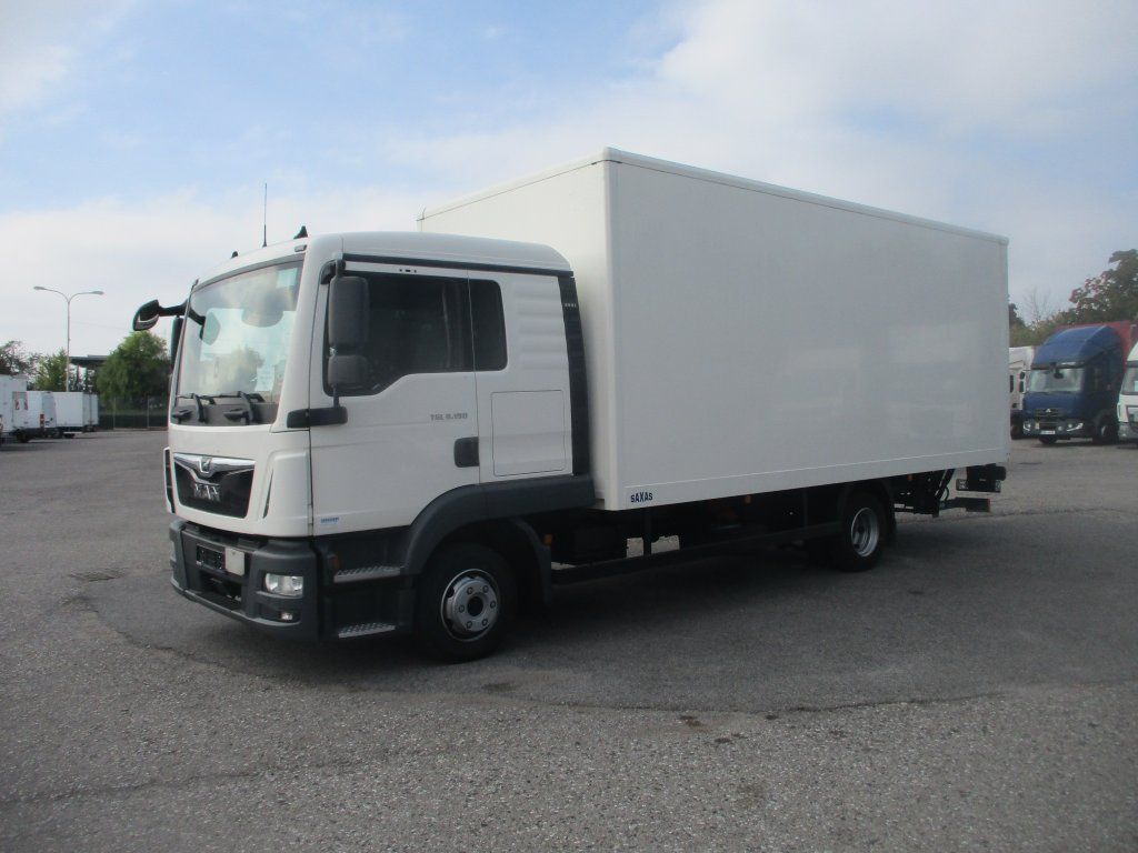 MAN TGL 8.190 - כלי רכב מסחרי עם תיבה: תמונה 2 MAN TGL 8.190 - כלי רכב מסחרי עם תיבה: תמונה 2
