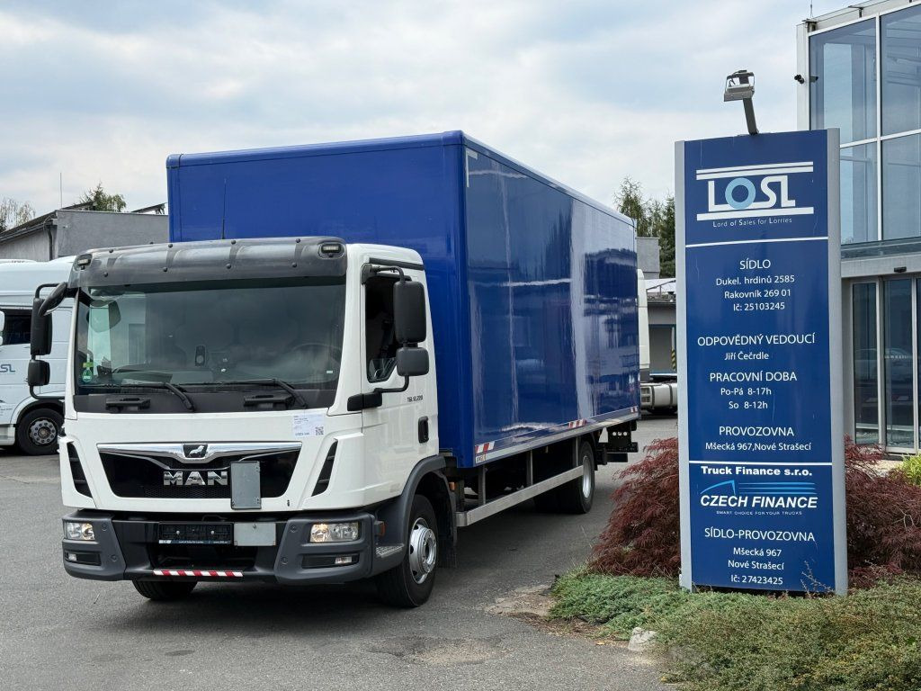 MAN TGL12.220 EURO 6 - משאית תיבה: תמונה 1 MAN TGL12.220 EURO 6 - משאית תיבה: תמונה 1