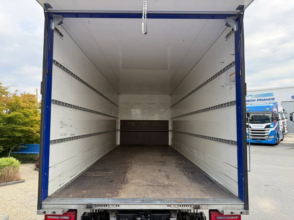 משאית תיבה MAN TGL12.220 EURO 6: תמונה 17 משאית תיבה MAN TGL12.220 EURO 6: תמונה 17