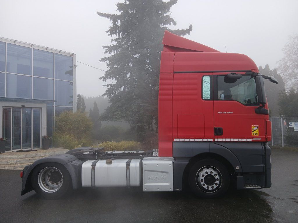 MAN TGX18.460 EURO 6 MEGA/lowdeck NEW TACHO RETARDER - יחידת טרקטור: תמונה 4 MAN TGX18.460 EURO 6 MEGA/lowdeck NEW TACHO RETARDER - יחידת טרקטור: תמונה 4