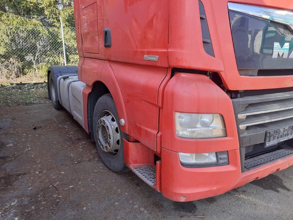 MAN TGX18.460 XLX Motorschaden/engine damage - יחידת טרקטור: תמונה 5 MAN TGX18.460 XLX Motorschaden/engine damage - יחידת טרקטור: תמונה 5