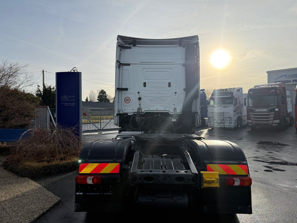 Mercedes-Benz 1845 Actros EURO 6 - יחידת טרקטור: תמונה 4 Mercedes-Benz 1845 Actros EURO 6 - יחידת טרקטור: תמונה 4