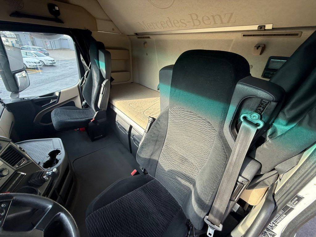 יחידת טרקטור Mercedes-Benz 1845 Actros EURO 6: תמונה 13 יחידת טרקטור Mercedes-Benz 1845 Actros EURO 6: תמונה 13