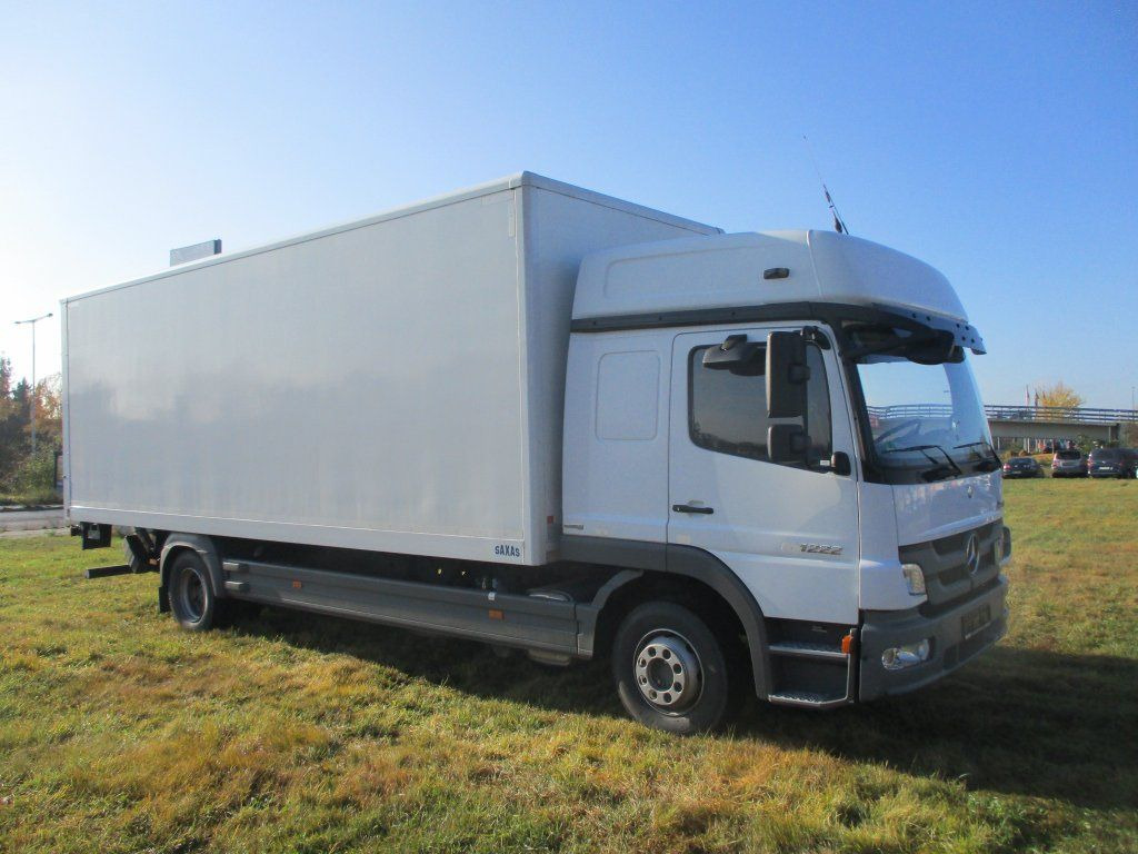 Mercedes-Benz Atego 1222 1 Liege LBW - משאית תיבה: תמונה 2 Mercedes-Benz Atego 1222 1 Liege LBW - משאית תיבה: תמונה 2