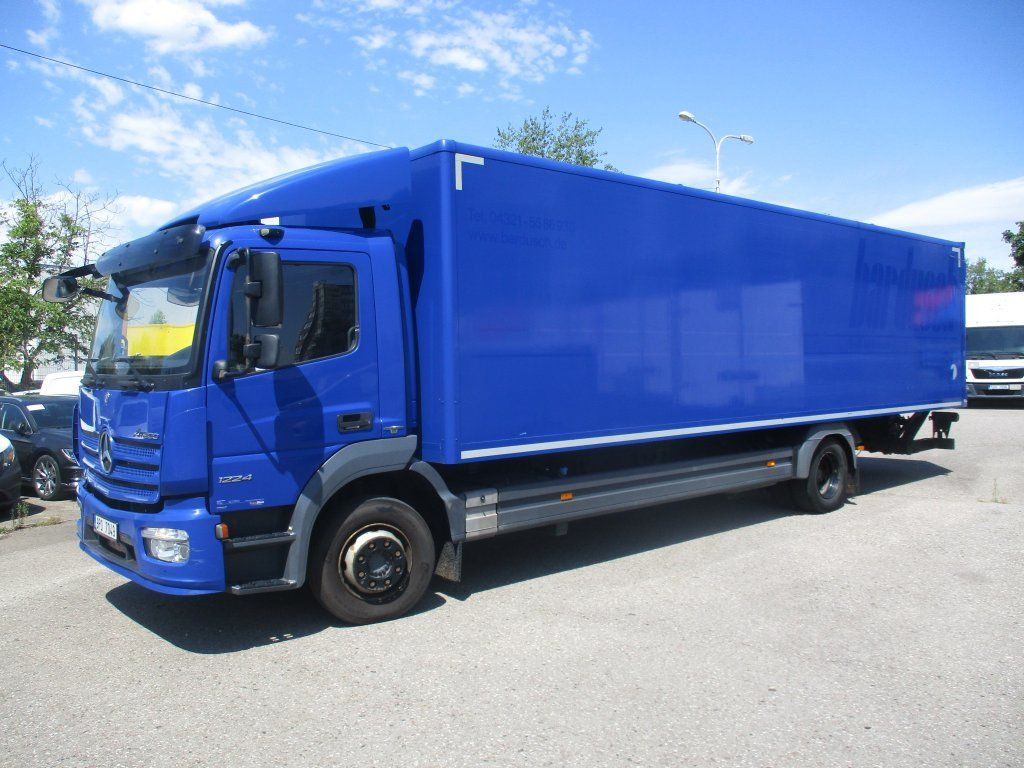 Mercedes-Benz Atego 1224 mit LBW - משאית קירור: תמונה 1 Mercedes-Benz Atego 1224 mit LBW - משאית קירור: תמונה 1